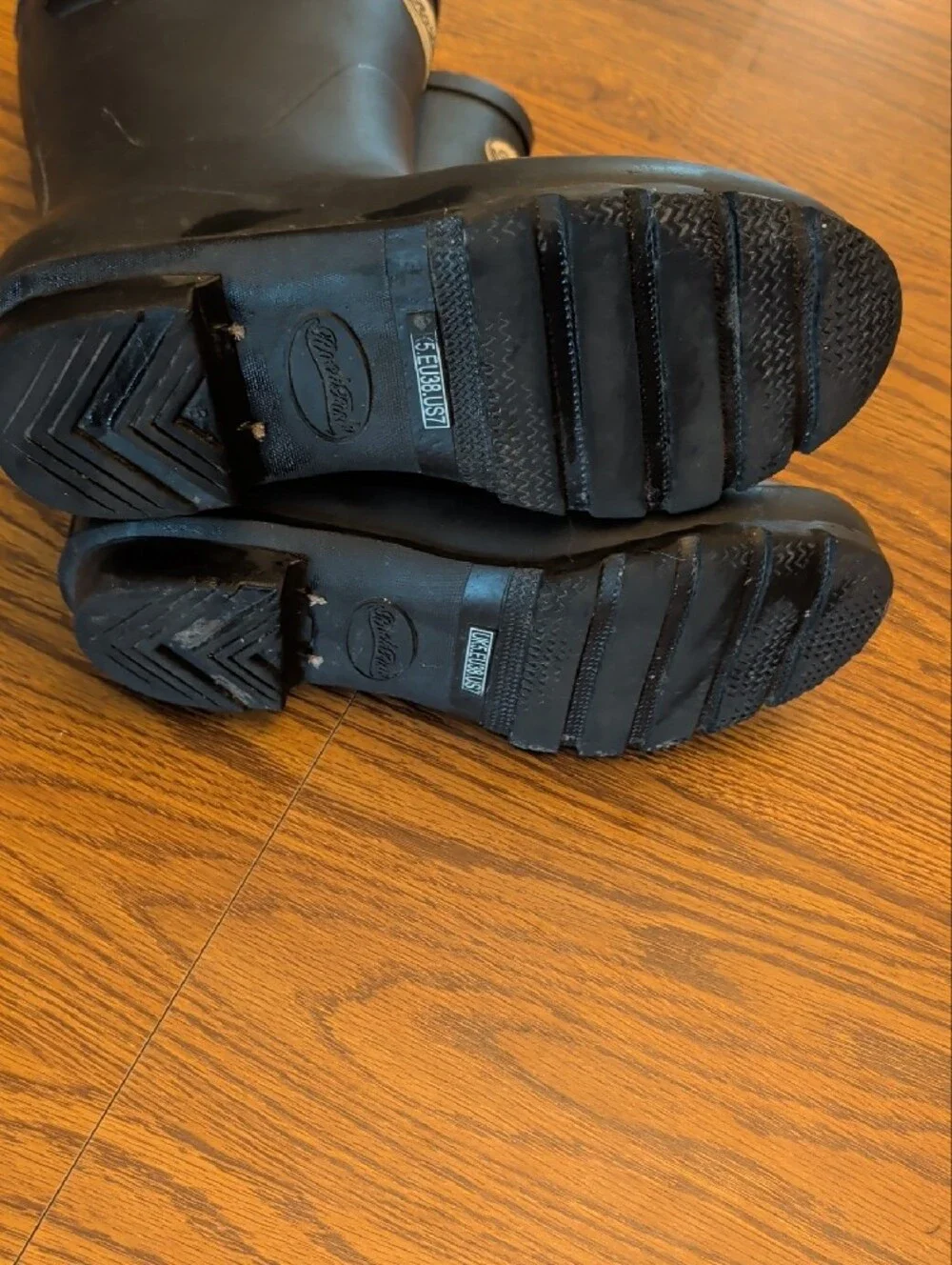 Rock Fish Women's Rain Boots Size 7